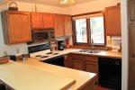 Mammoth Lakes Vacation Rental Sunrise 32 - Fully Equipped Kitchen